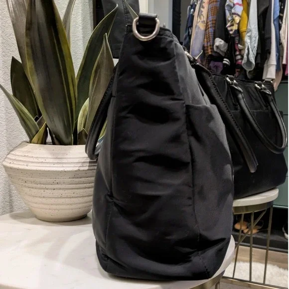 Lo & Sons Brookline Laptop Bag Black with Lavender Interior Nylon Tote - Picture 5 of 11